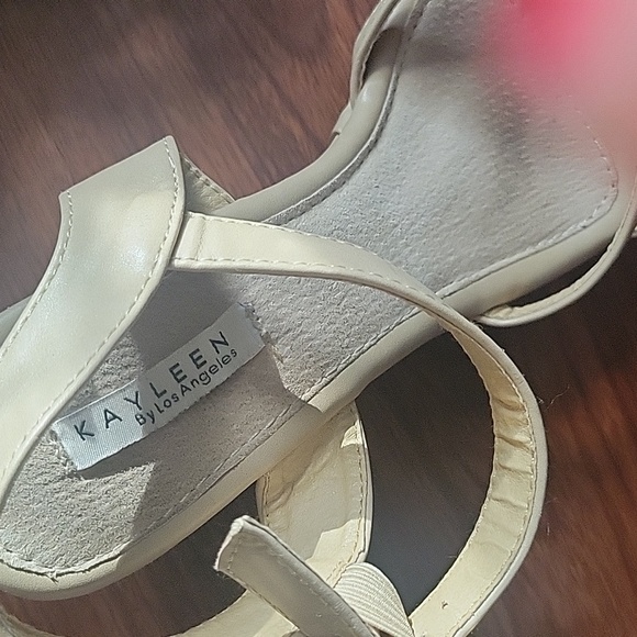 Strapy wedges - Picture 4 of 4